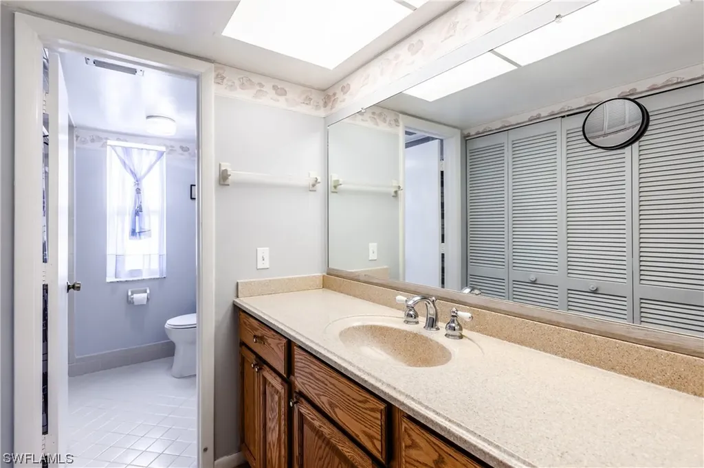 581 Teryl Road Naples FL 34112