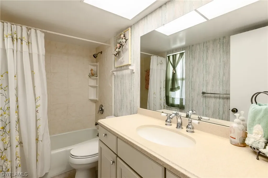 581 Teryl Road Naples FL 34112