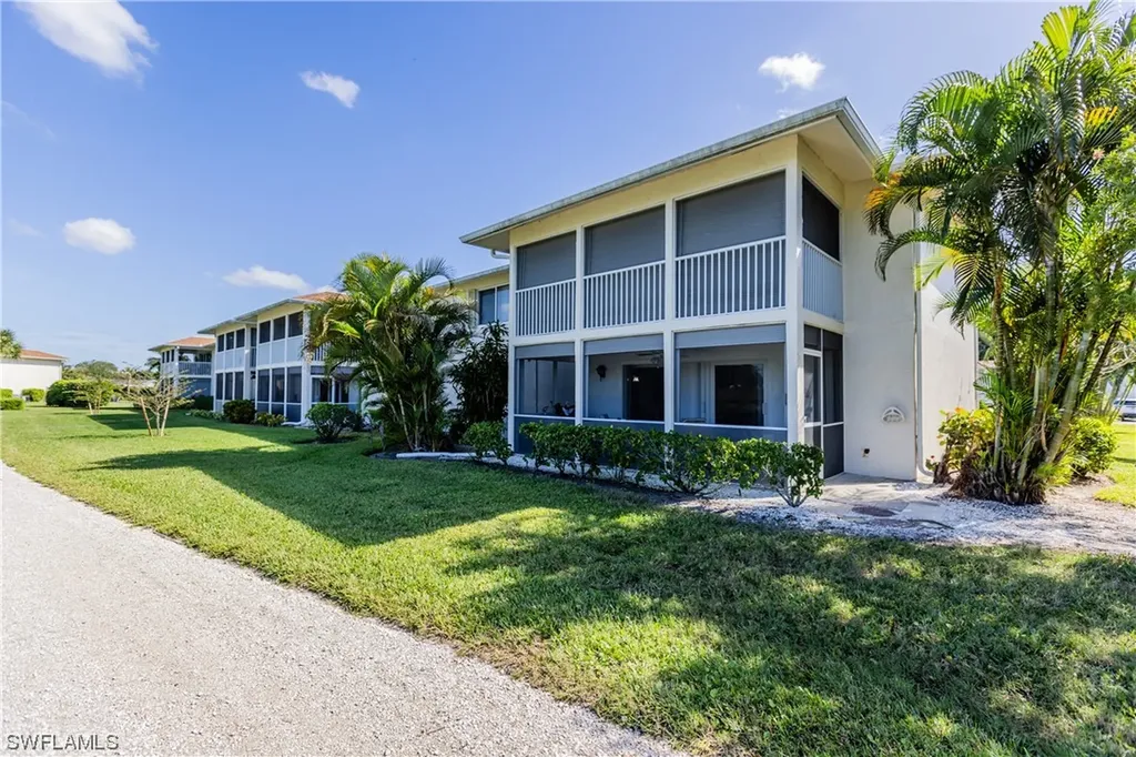 581 Teryl Road Naples FL 34112