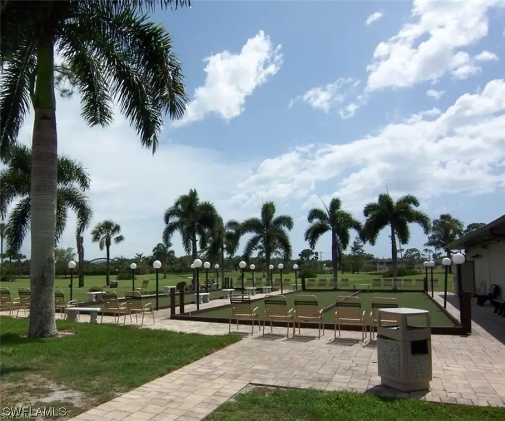 581 Teryl Road Naples FL 34112