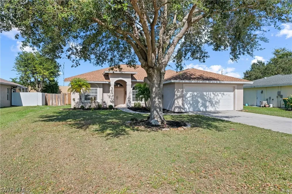 879 Grove Drive Naples FL 34120