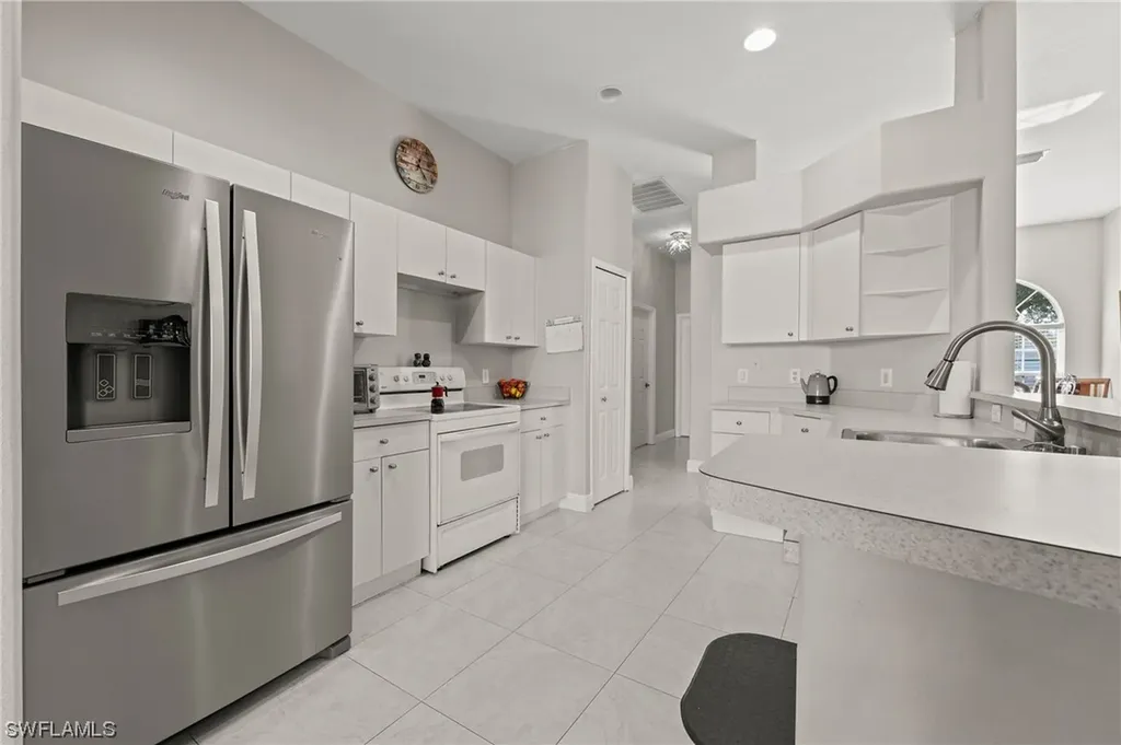 879 Grove Drive Naples FL 34120