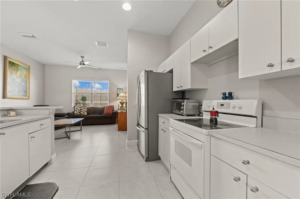 879 Grove Drive Naples FL 34120