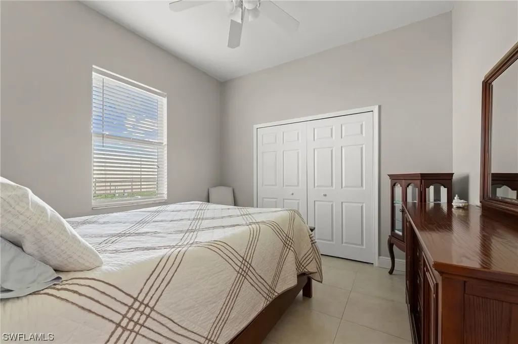 879 Grove Drive Naples FL 34120