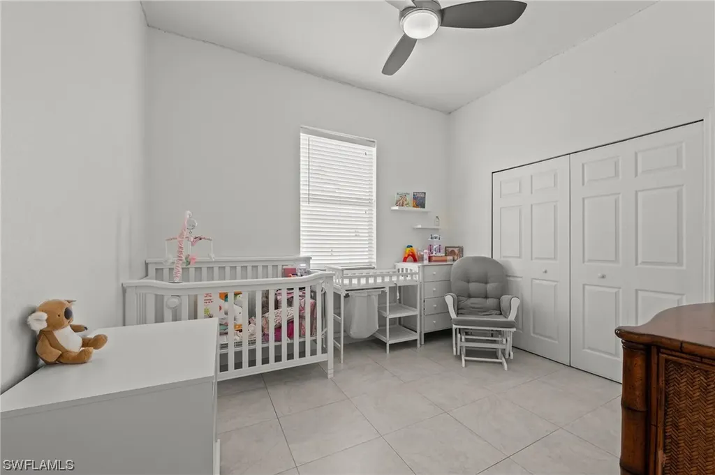879 Grove Drive Naples FL 34120
