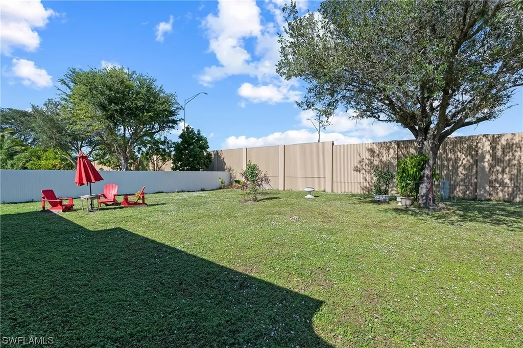 879 Grove Drive Naples FL 34120