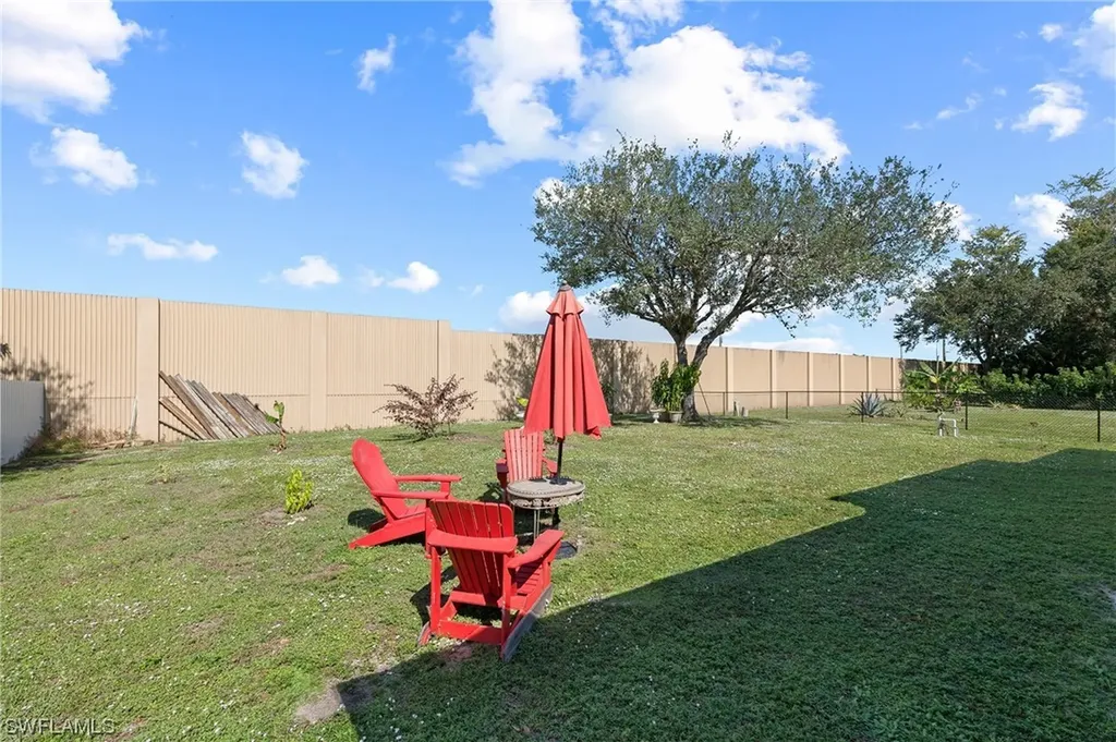 879 Grove Drive Naples FL 34120