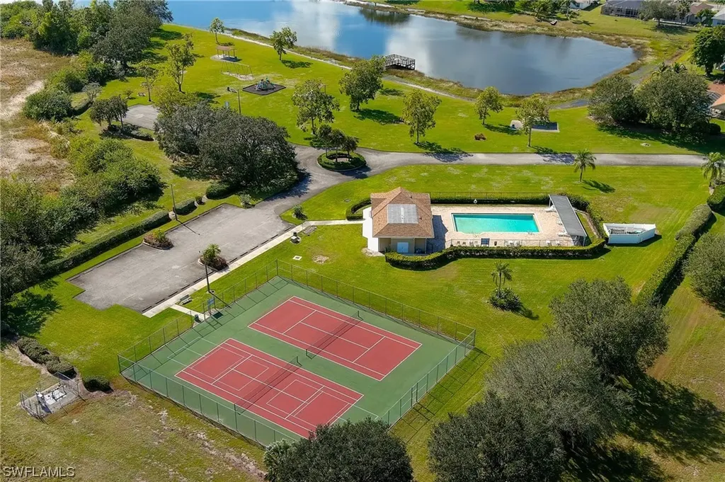 879 Grove Drive Naples FL 34120