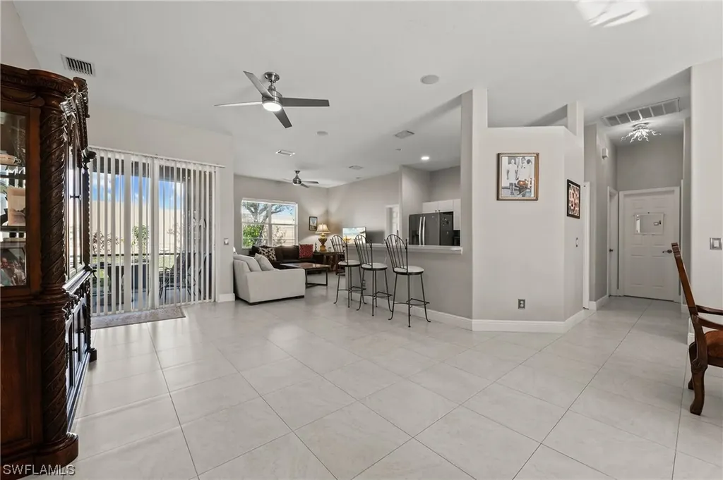 879 Grove Drive Naples FL 34120