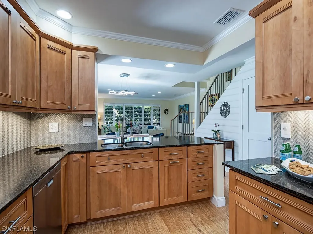 1090 6th Street S Naples FL 34102