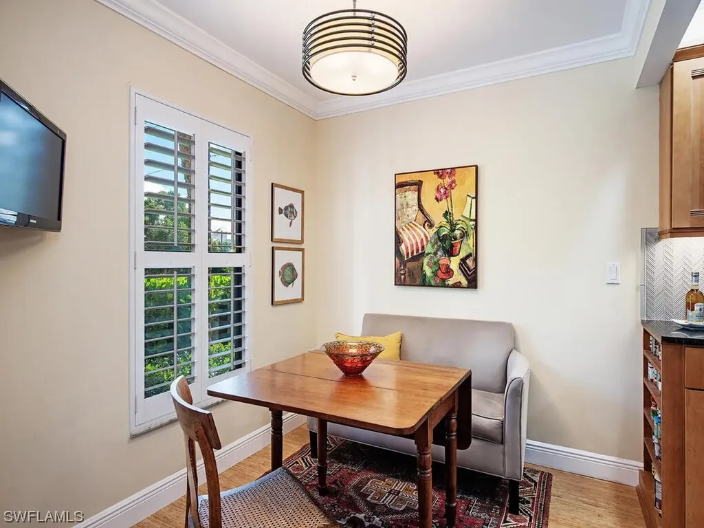 1090 6th Street S Naples FL 34102