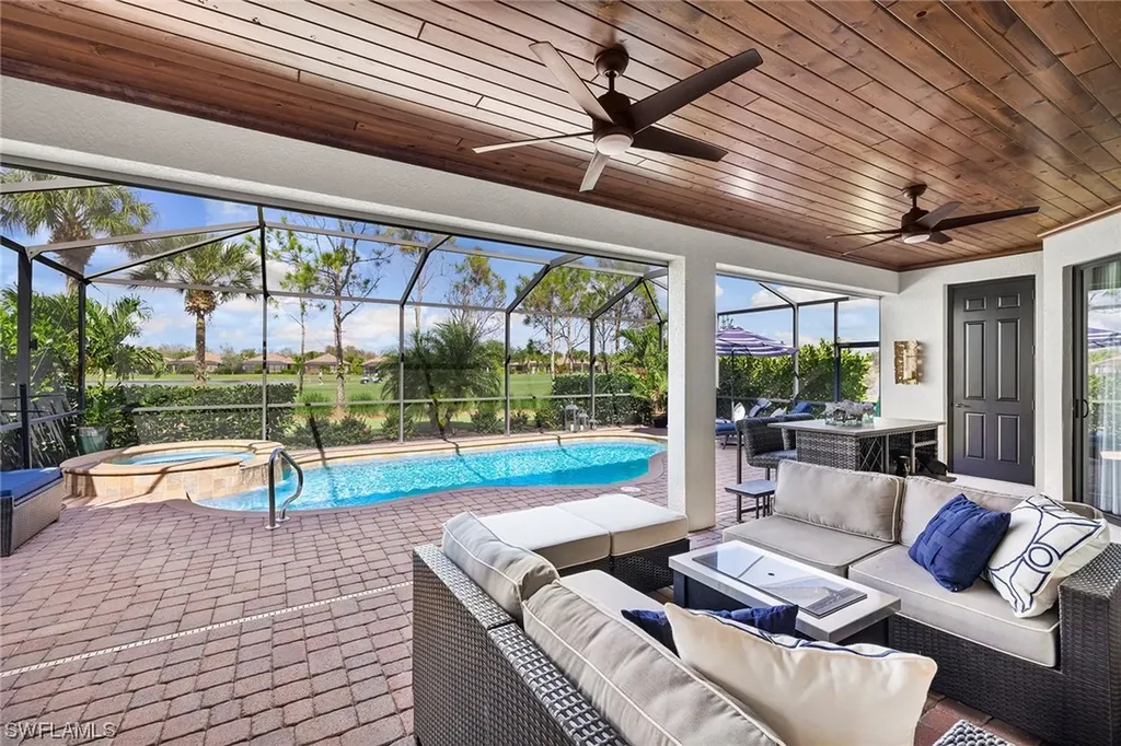 12525 Fenhurst Way Naples FL 34120