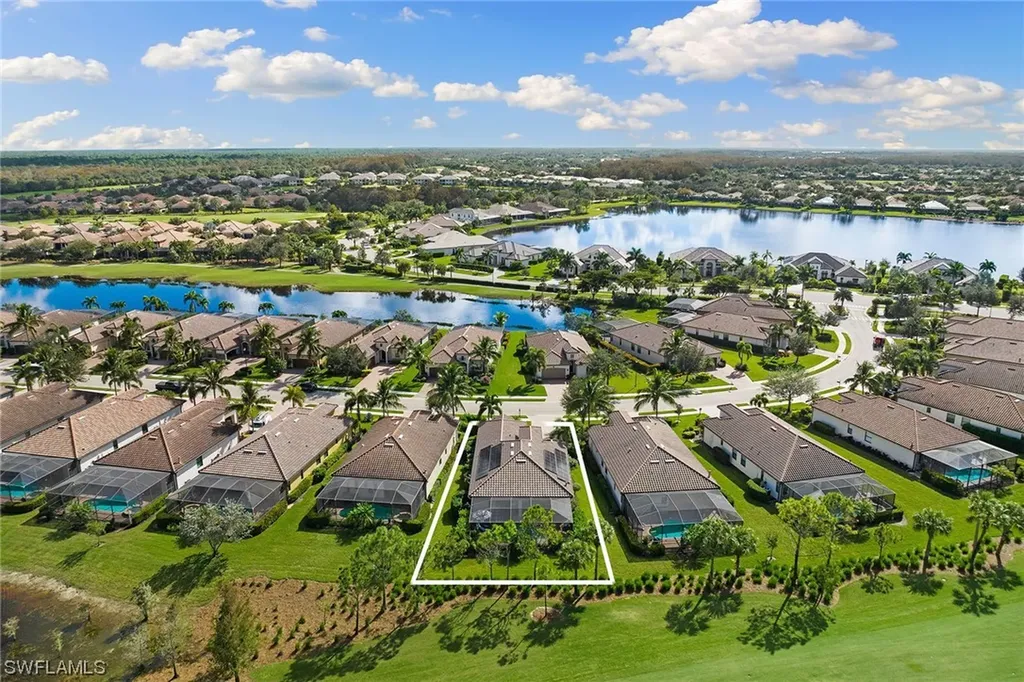 12525 Fenhurst Way Naples FL 34120