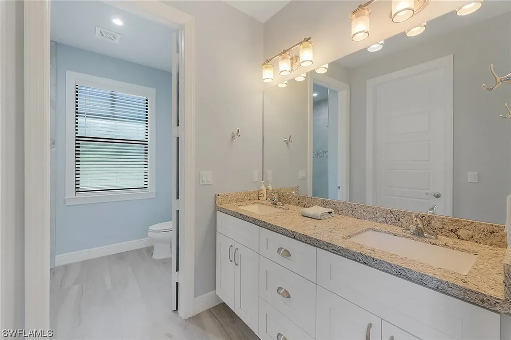 109 Cocohatchee Street Naples FL 34110