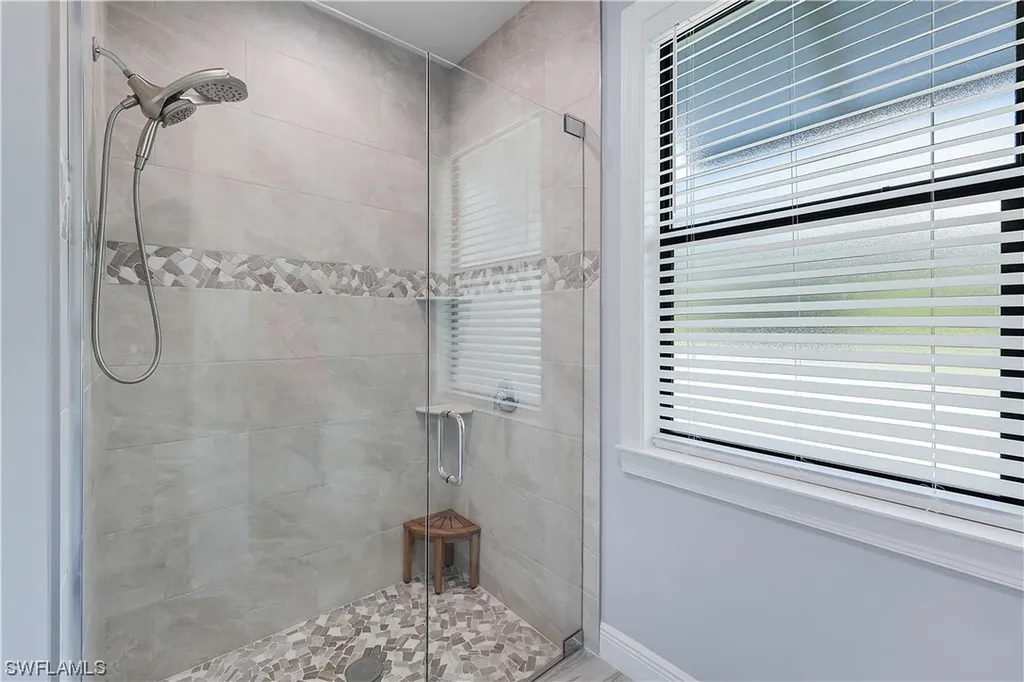 109 Cocohatchee Street Naples FL 34110