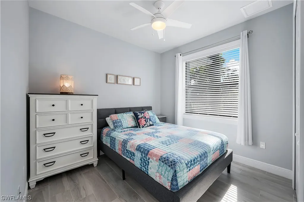109 Cocohatchee Street Naples FL 34110