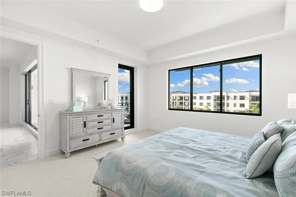 1125 Central Avenue Naples FL 34102