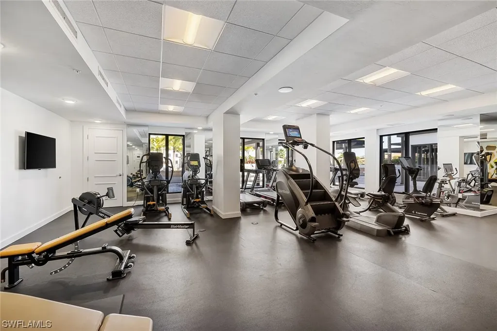 1125 Central Avenue Naples FL 34102