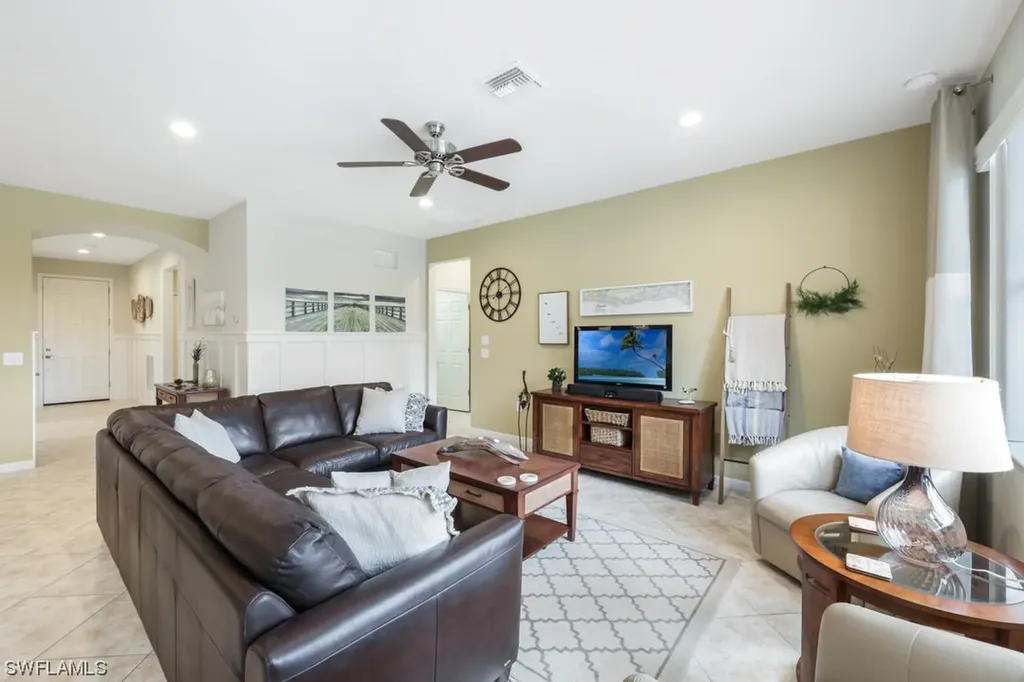 7108 Lily Way Naples FL 34114