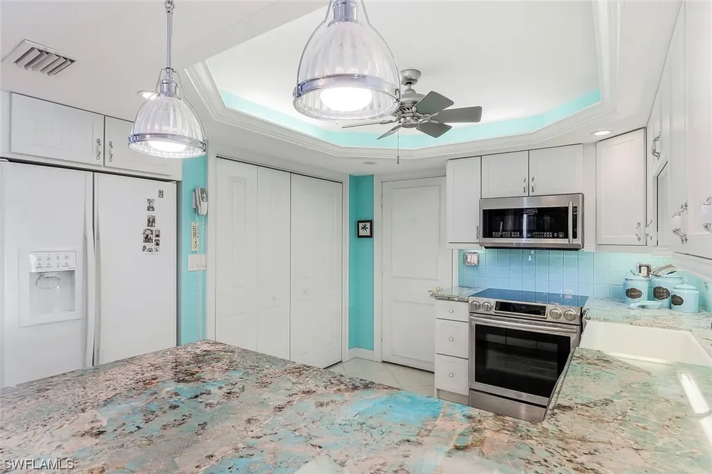 3399 Gulf Shore Boulevard N Naples FL 34103