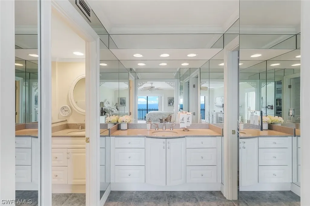 3399 Gulf Shore Boulevard N Naples FL 34103