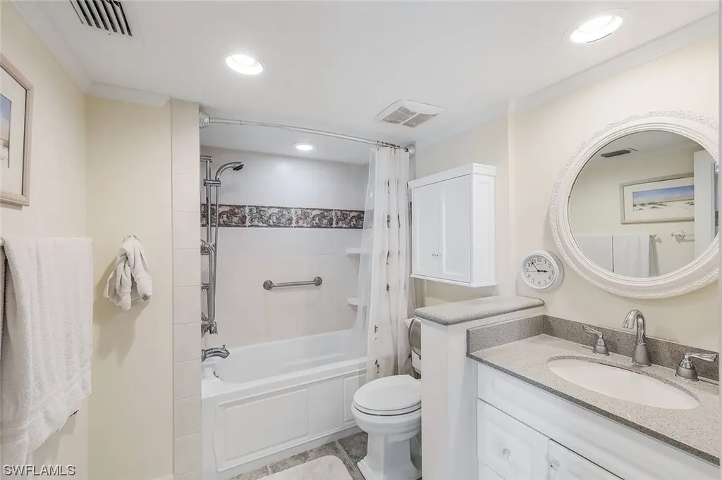 3399 Gulf Shore Boulevard N Naples FL 34103