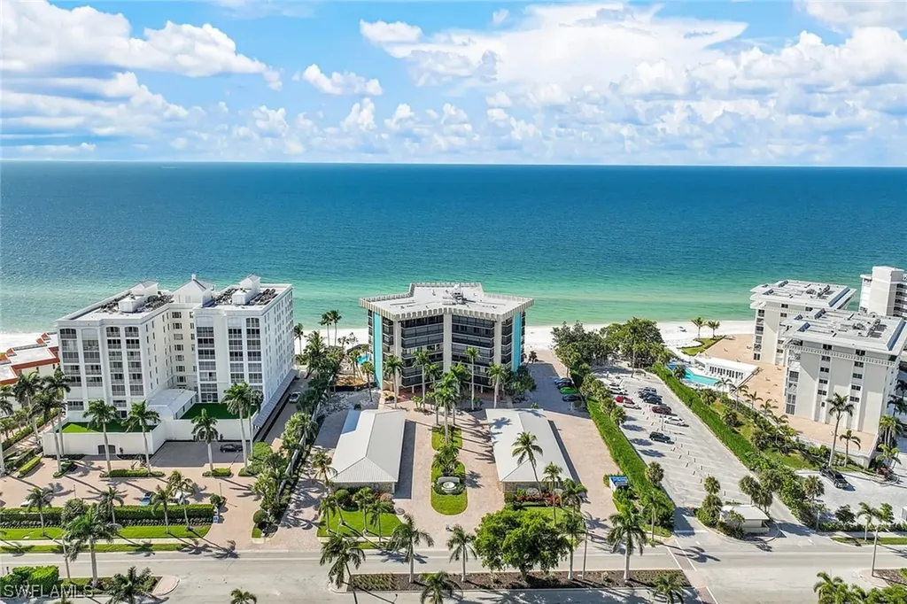 3399 Gulf Shore Boulevard N Naples FL 34103