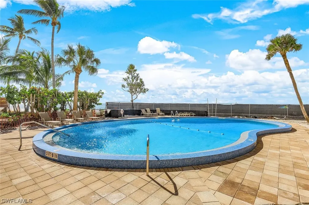 3399 Gulf Shore Boulevard N Naples FL 34103