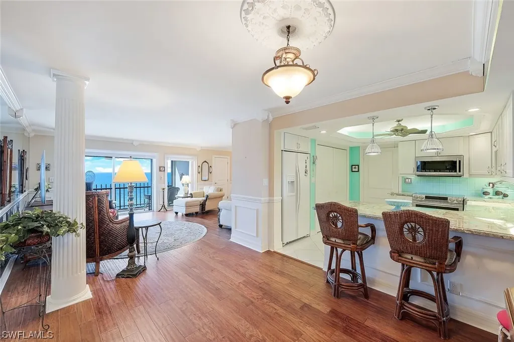3399 Gulf Shore Boulevard N Naples FL 34103