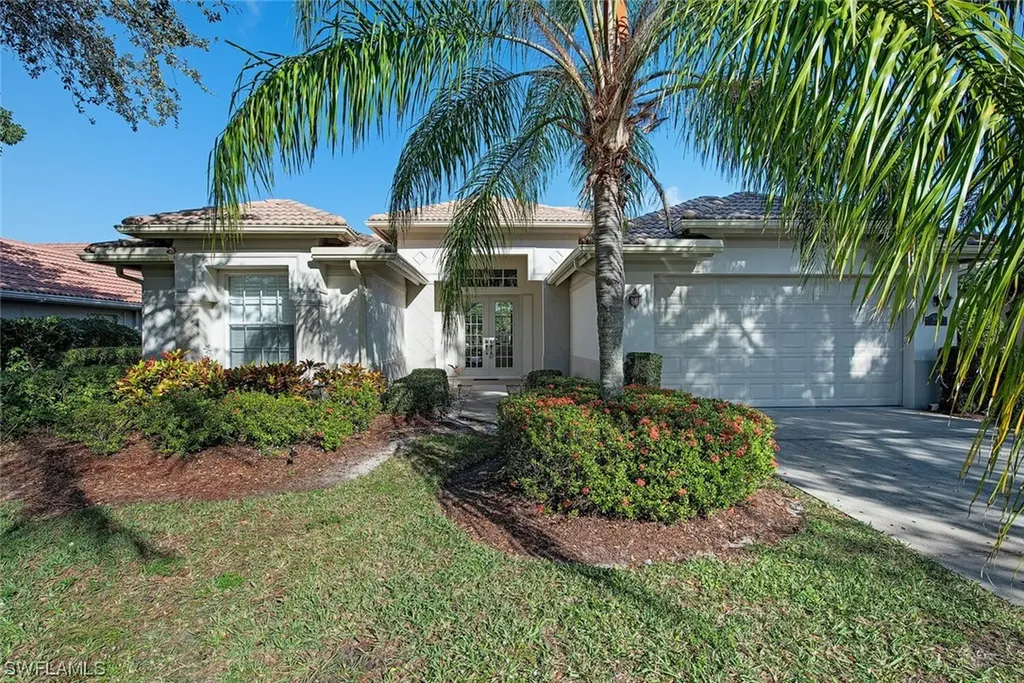 1067 Tivoli Drive Naples FL 34104