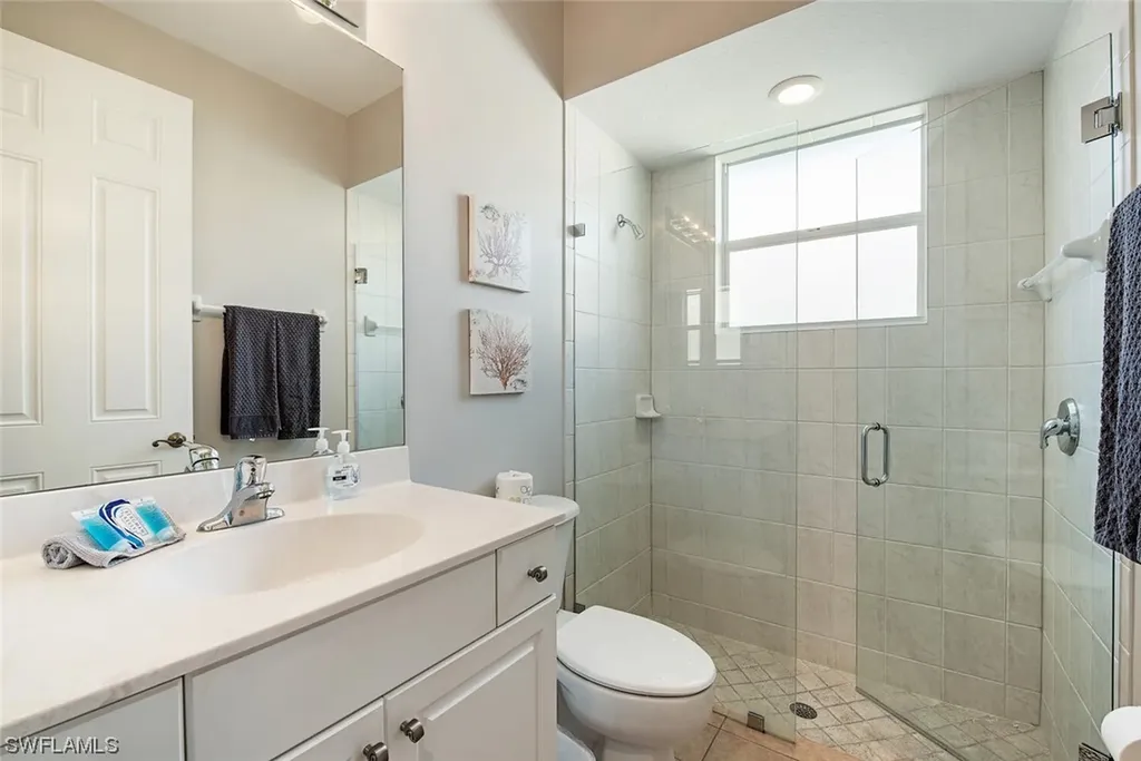 1067 Tivoli Drive Naples FL 34104