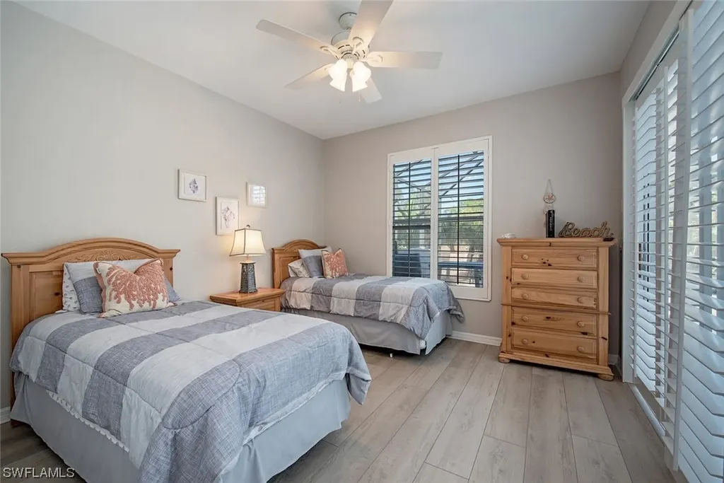 1067 Tivoli Drive Naples FL 34104