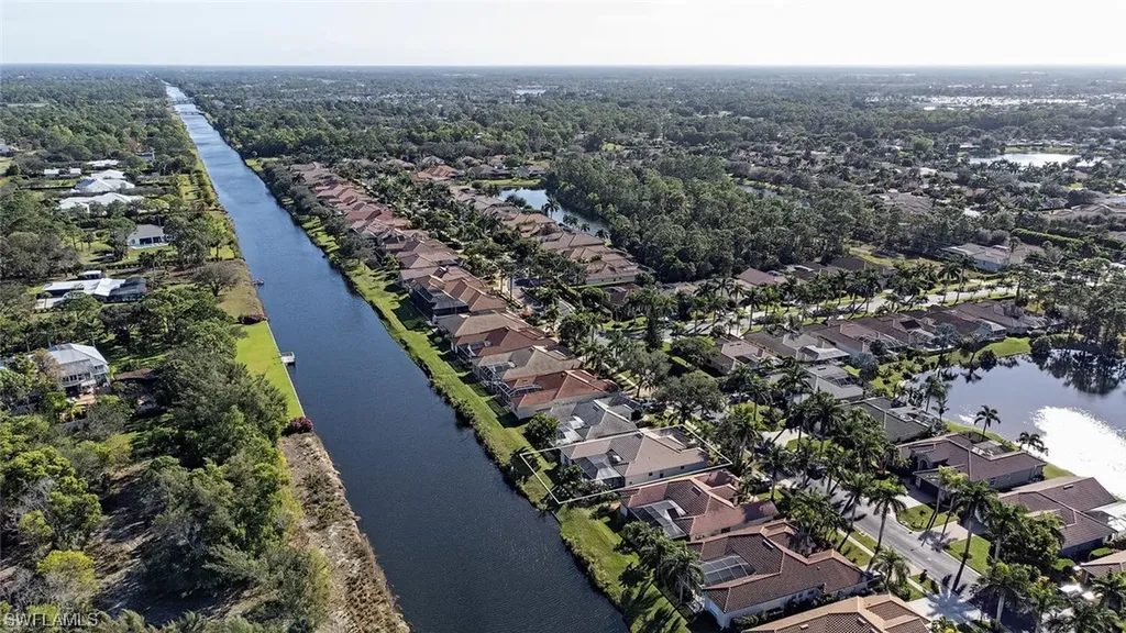 1067 Tivoli Drive Naples FL 34104