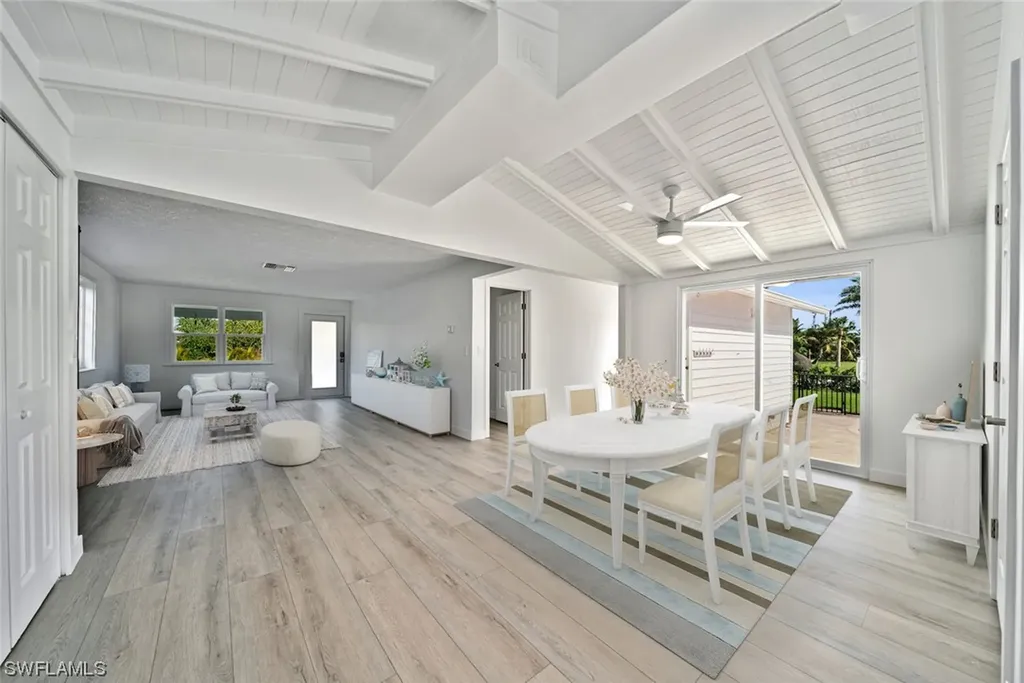 6141 Henderson Road Sanibel FL 33957