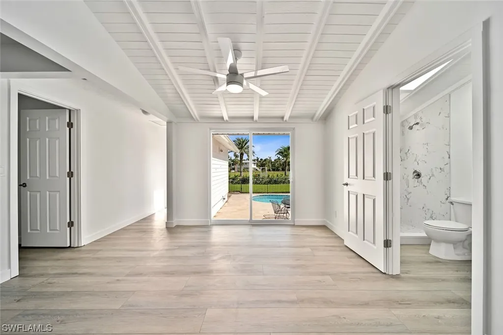 6141 Henderson Road Sanibel FL 33957