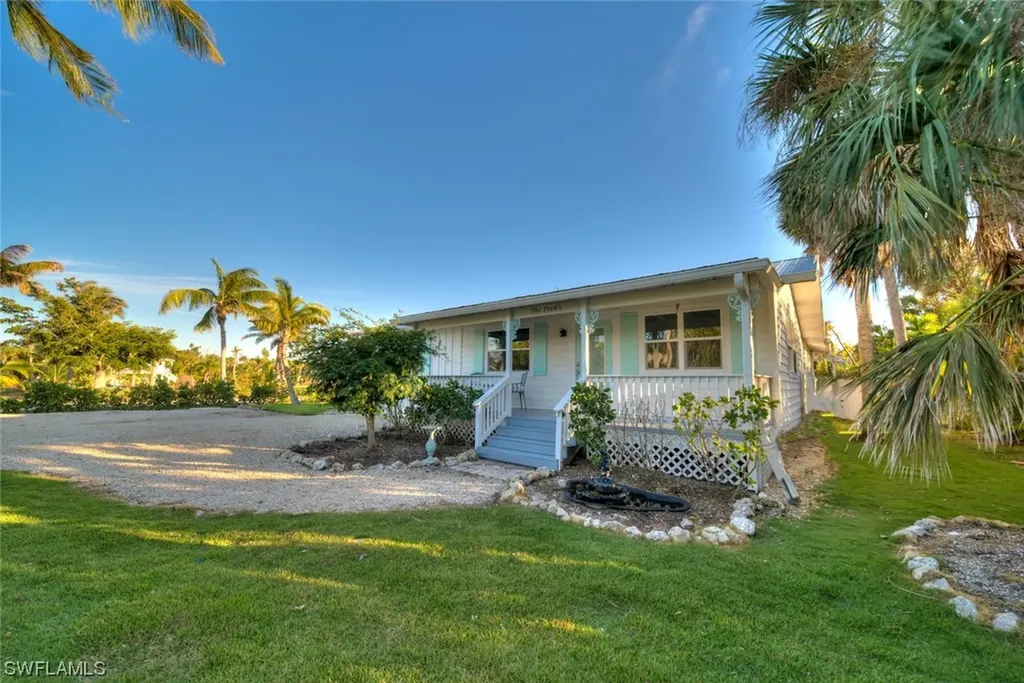 6141 Henderson Road Sanibel FL 33957
