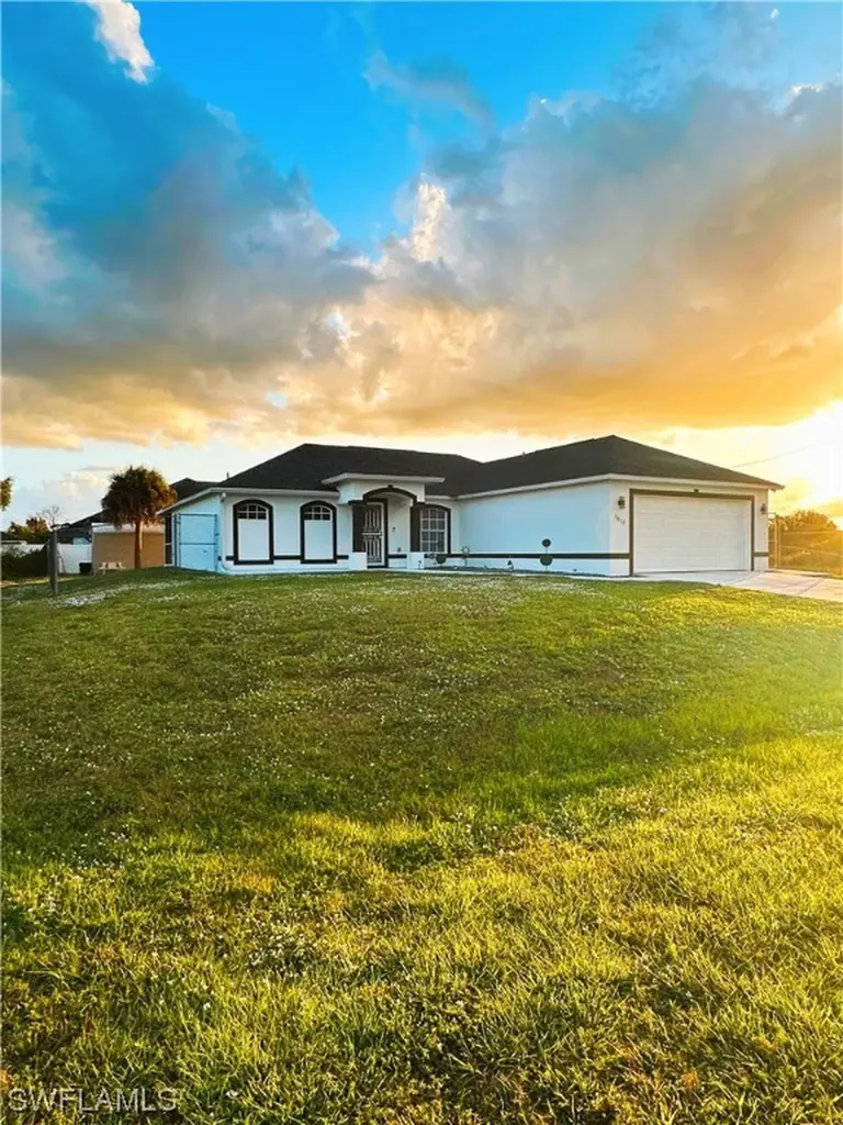 3017 38th Street SW Lehigh Acres FL 33976