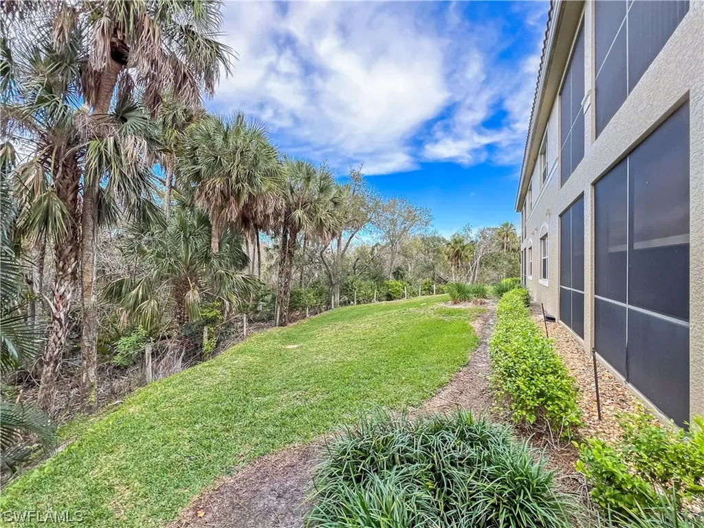 18940 Bay Woods Lake Drive Fort Myers FL 33908