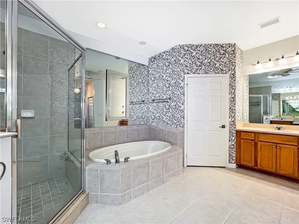 18940 Bay Woods Lake Drive Fort Myers FL 33908