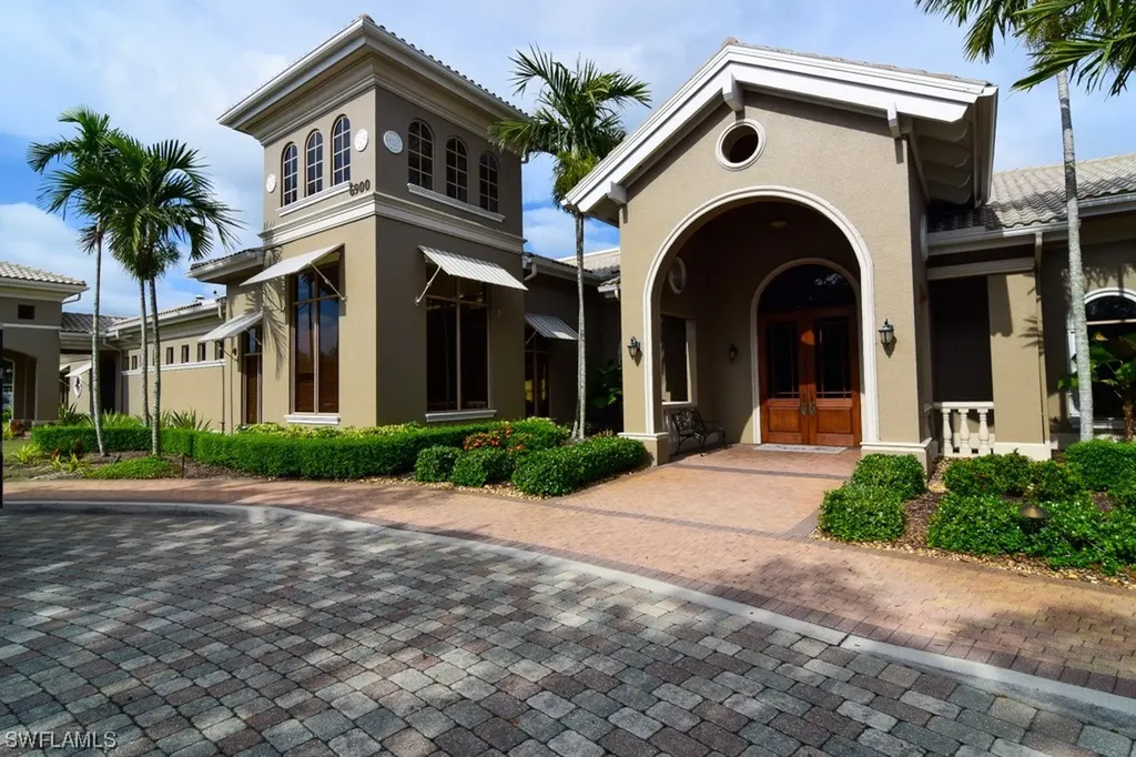 18940 Bay Woods Lake Drive Fort Myers FL 33908