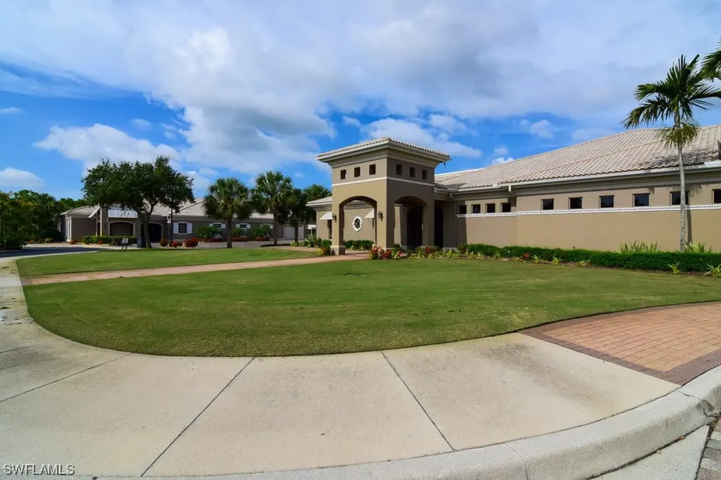 18940 Bay Woods Lake Drive Fort Myers FL 33908