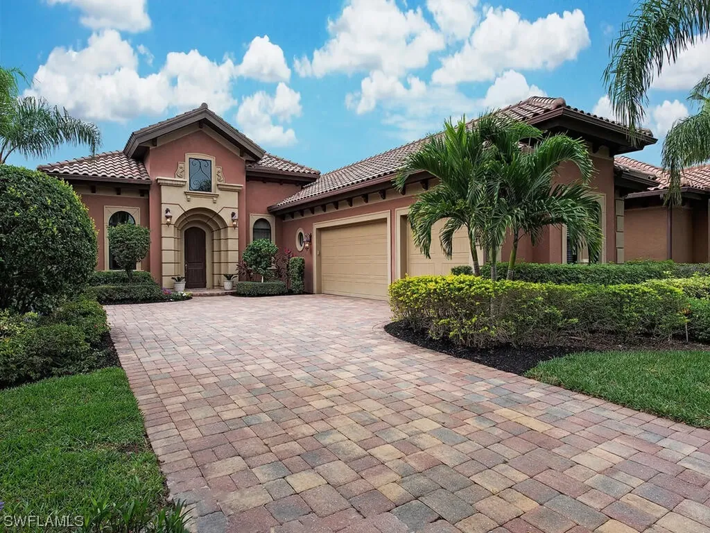7296 Lantana Circle Naples FL 34119