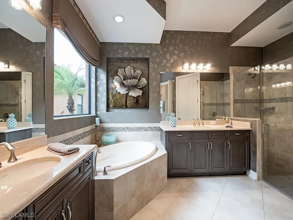 7296 Lantana Circle Naples FL 34119