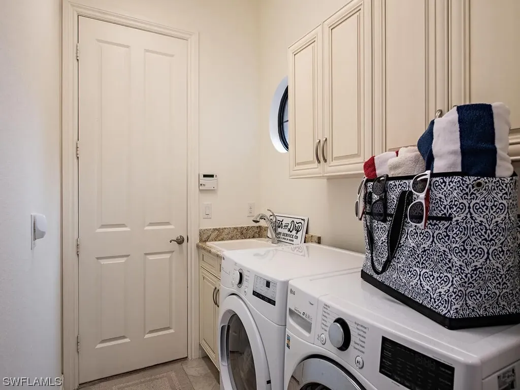 7296 Lantana Circle Naples FL 34119