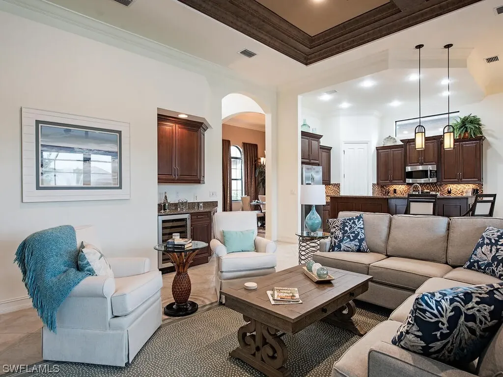 7296 Lantana Circle Naples FL 34119
