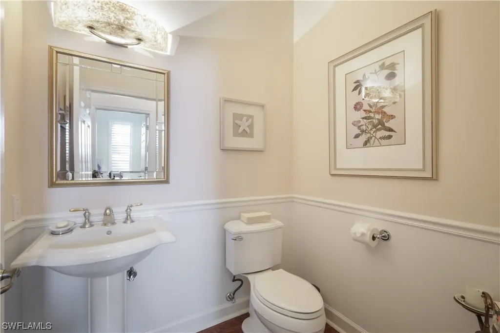 2332 Island Cove Circle Naples FL 34109