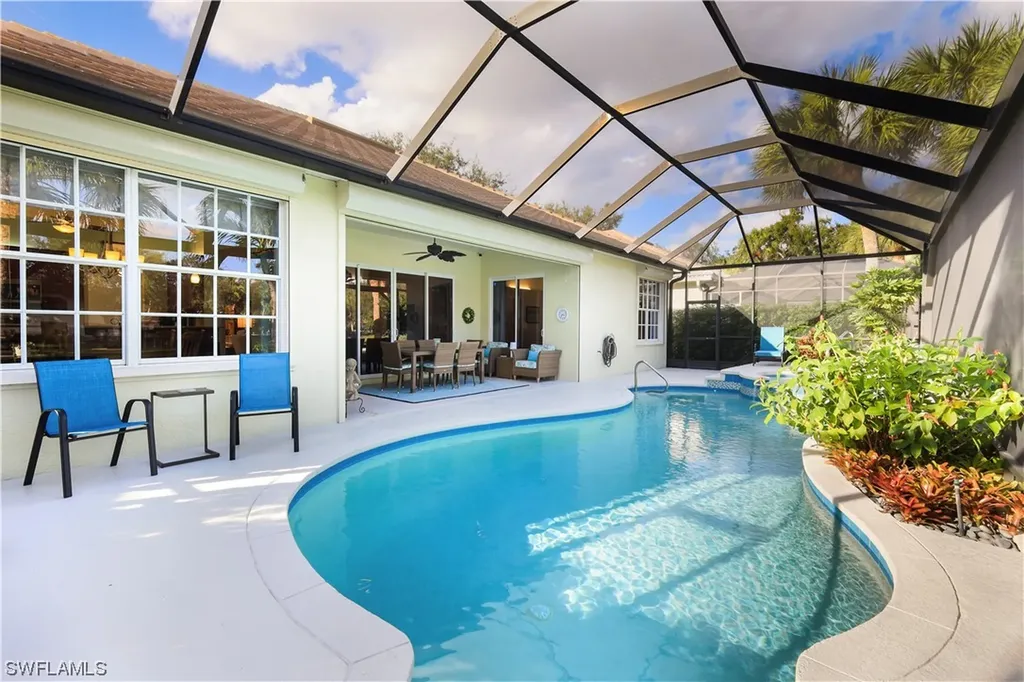 2332 Island Cove Circle Naples FL 34109
