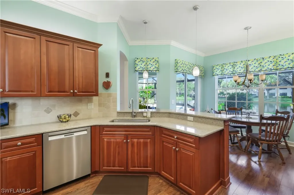2332 Island Cove Circle Naples FL 34109
