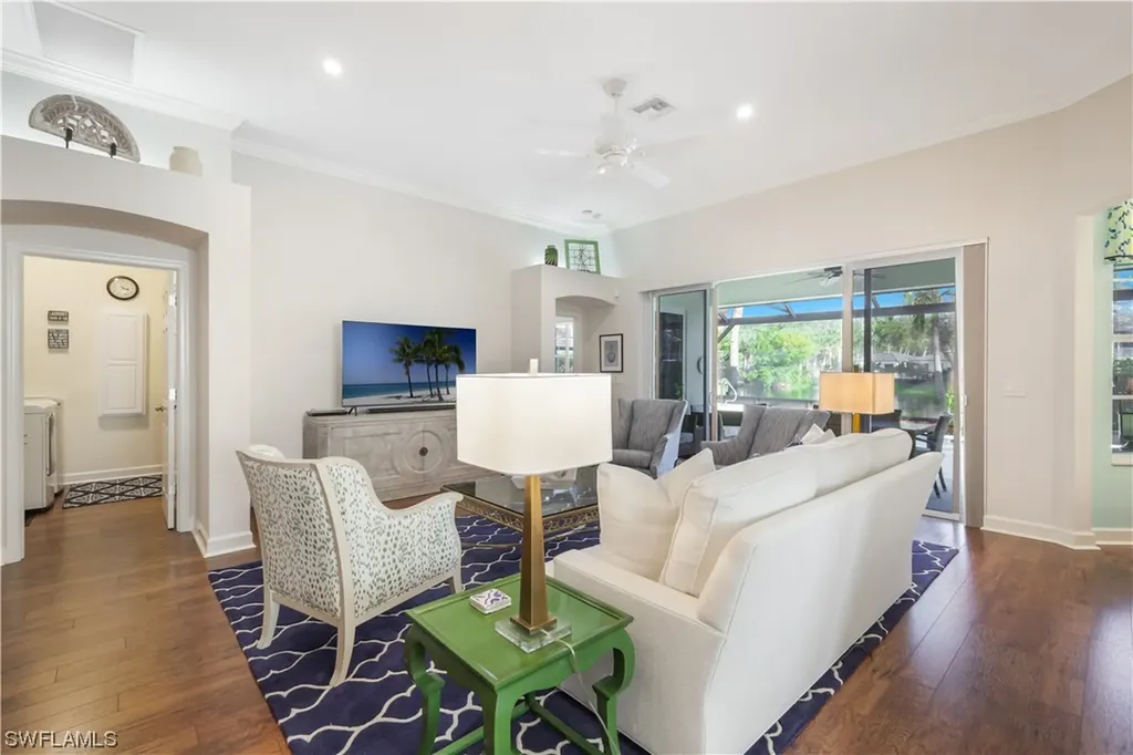 2332 Island Cove Circle Naples FL 34109