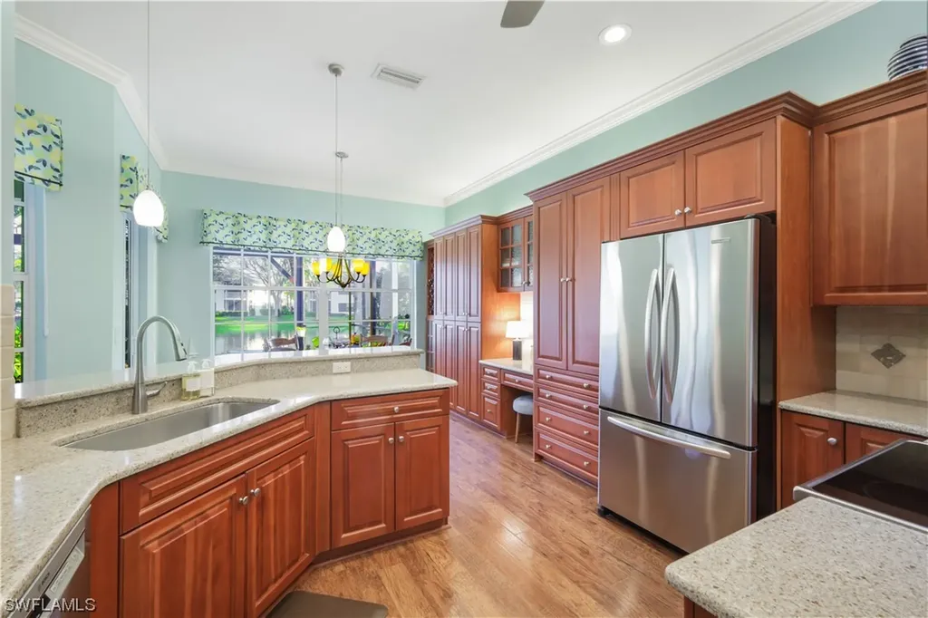 2332 Island Cove Circle Naples FL 34109